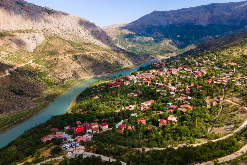 Doğu'nun Gizemli Köyleri